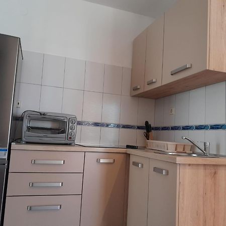 Sreca Apartment Near Beach With Bbq Bibinje Εξωτερικό φωτογραφία