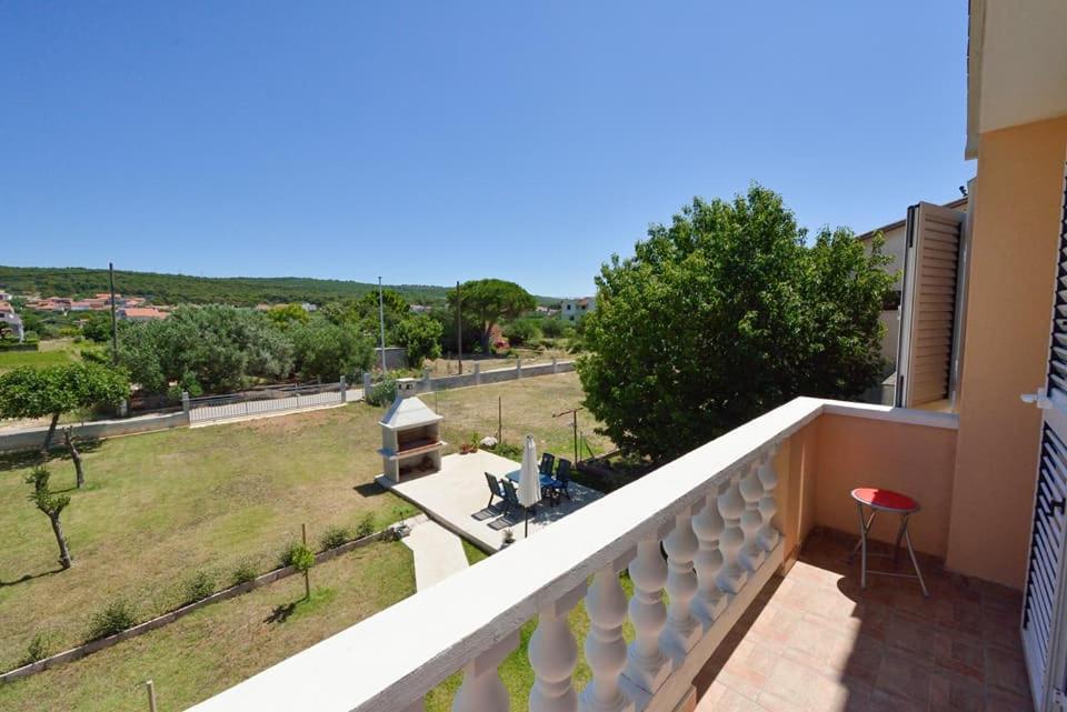 Sreca Apartment Near Beach With Bbq Bibinje Εξωτερικό φωτογραφία