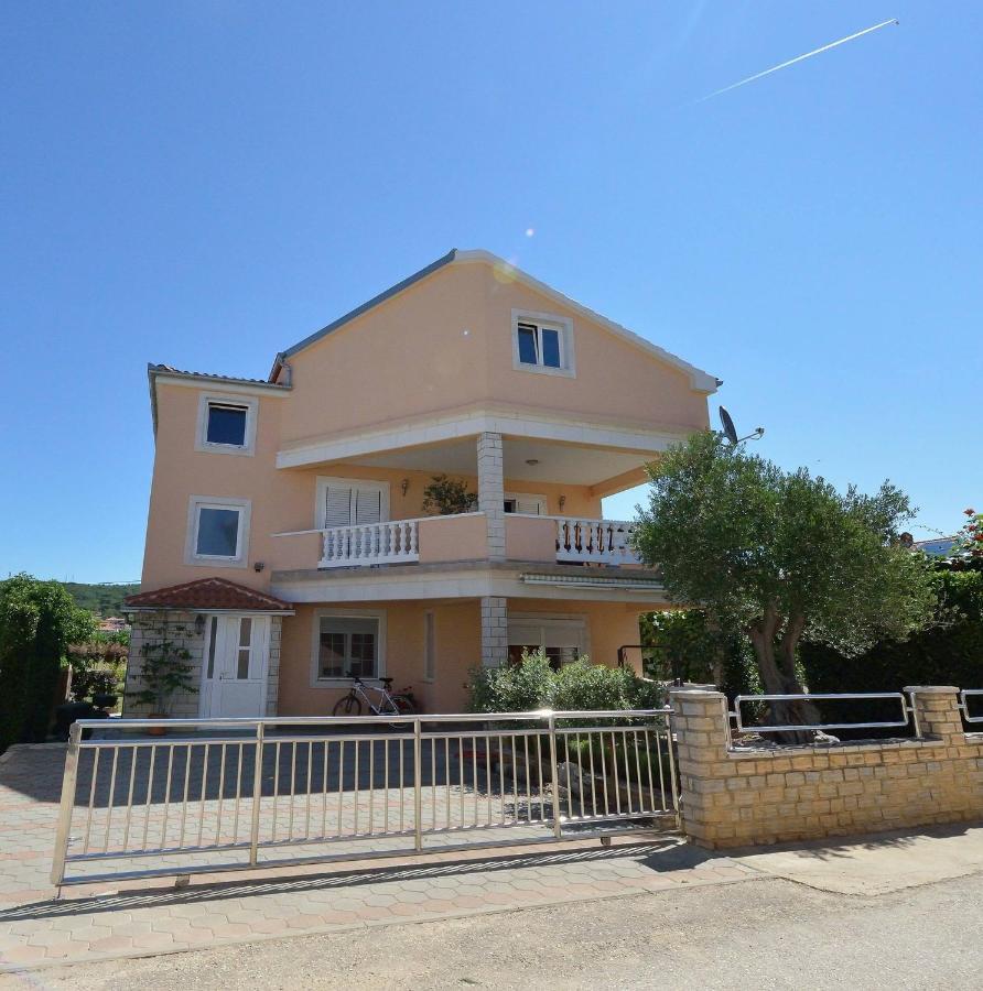 Sreca Apartment Near Beach With Bbq Bibinje Εξωτερικό φωτογραφία