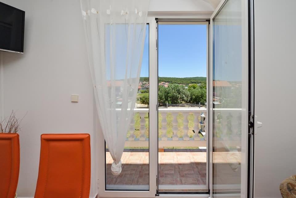Sreca Apartment Near Beach With Bbq Bibinje Εξωτερικό φωτογραφία